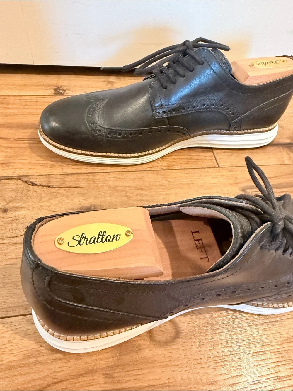 Cole Haan ØriginalGrand Wingtip Oxford Shoes Black Leather Men’s 8.5